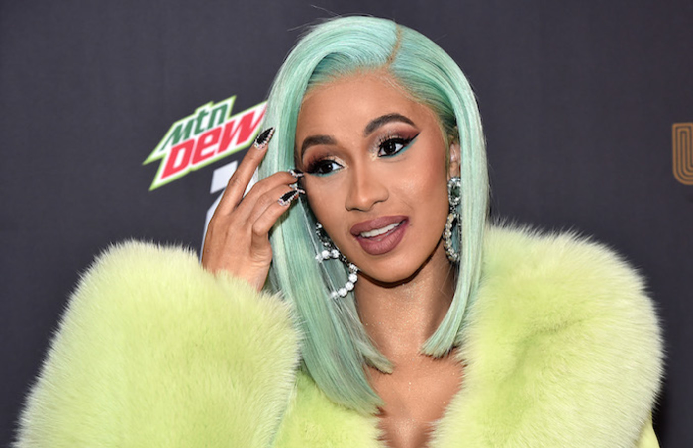 Cardi B Shares First Photo Of Her Newborn Daughter Kulture Complex