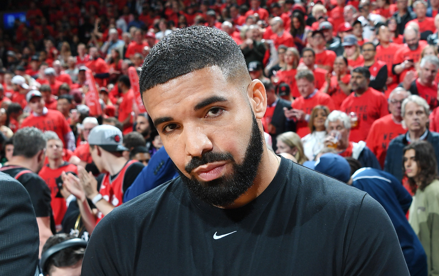 drake black nike shirt