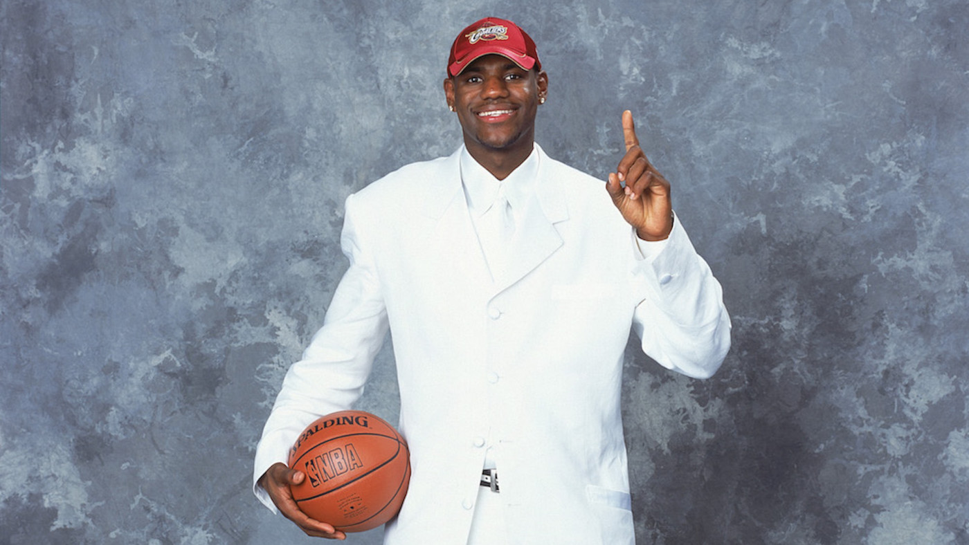 10 Memorable NBA Draft Day Outfits and