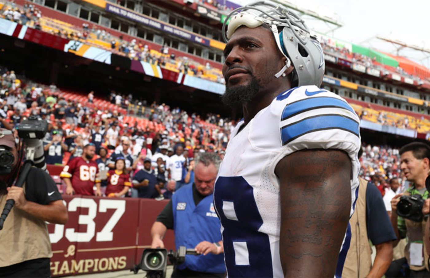 Dez Bryant Reportedly Sucks At Showing Up To Work On Time Complex