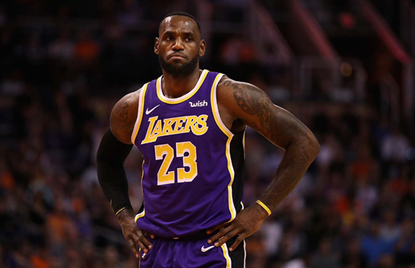 lebron in a warriors jersey