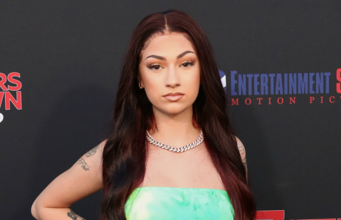 Video Surfaces Of Bhad Bhabie And Woah Vicky Coming To Blows Complex