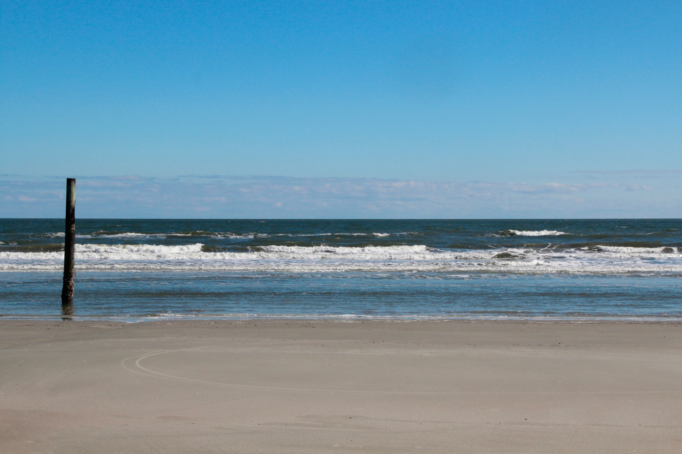 Georgia Governor Reopens Beaches Amid Coronavirus Pandemic Complex