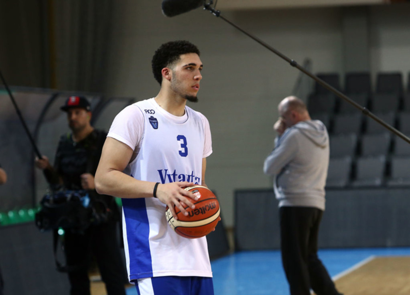 Liangelo Ball Declares For The 2018 Nba Draft Complex