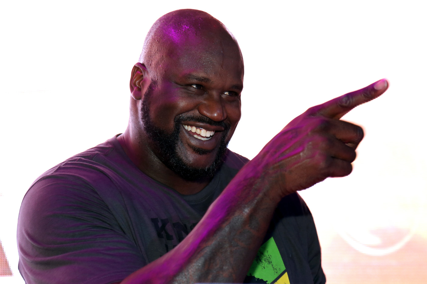 Singing Shaq Has Become One Of The Funniest Memes Of 2017 Complex