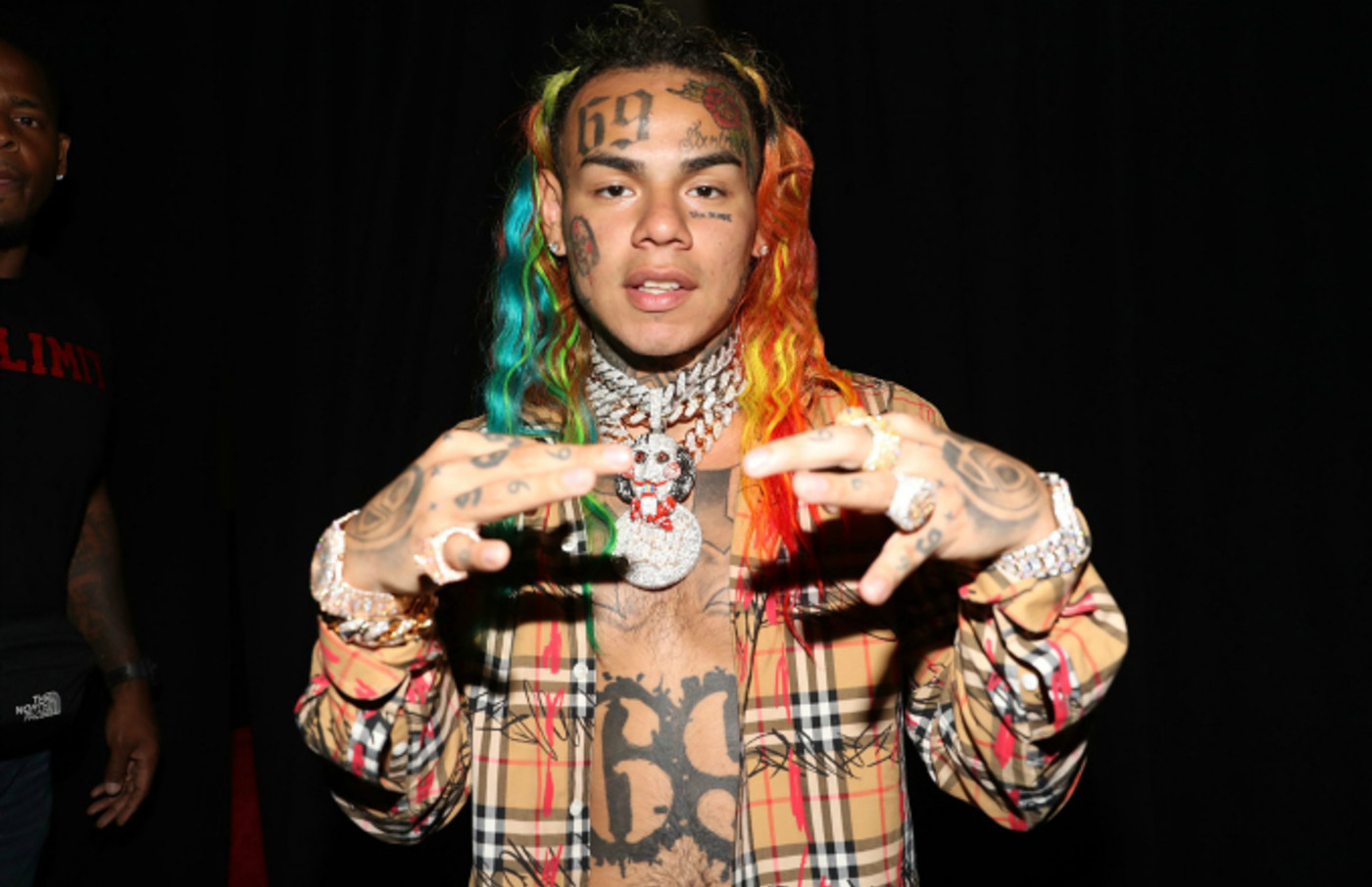Tekashi 6ix9ine Reportedly Gangsta Checked By Crips In Prison Complex Submitted 11 months ago by obeythecreator. tekashi 6ix9ine reportedly gangsta