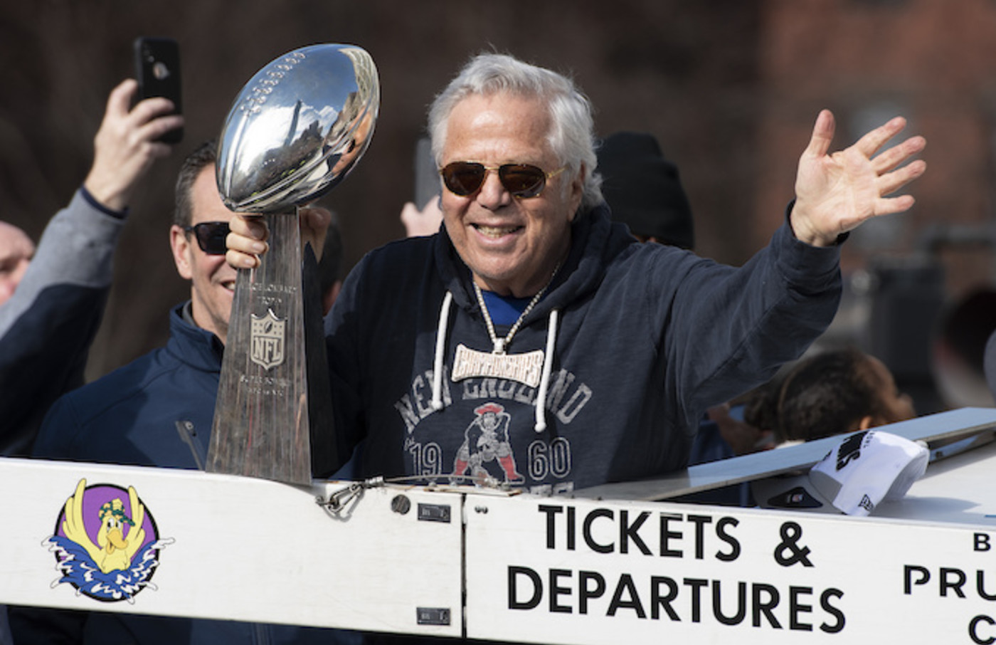 Patriots Owner Robert Kraft Named In Florida Prostitution Sting Complex