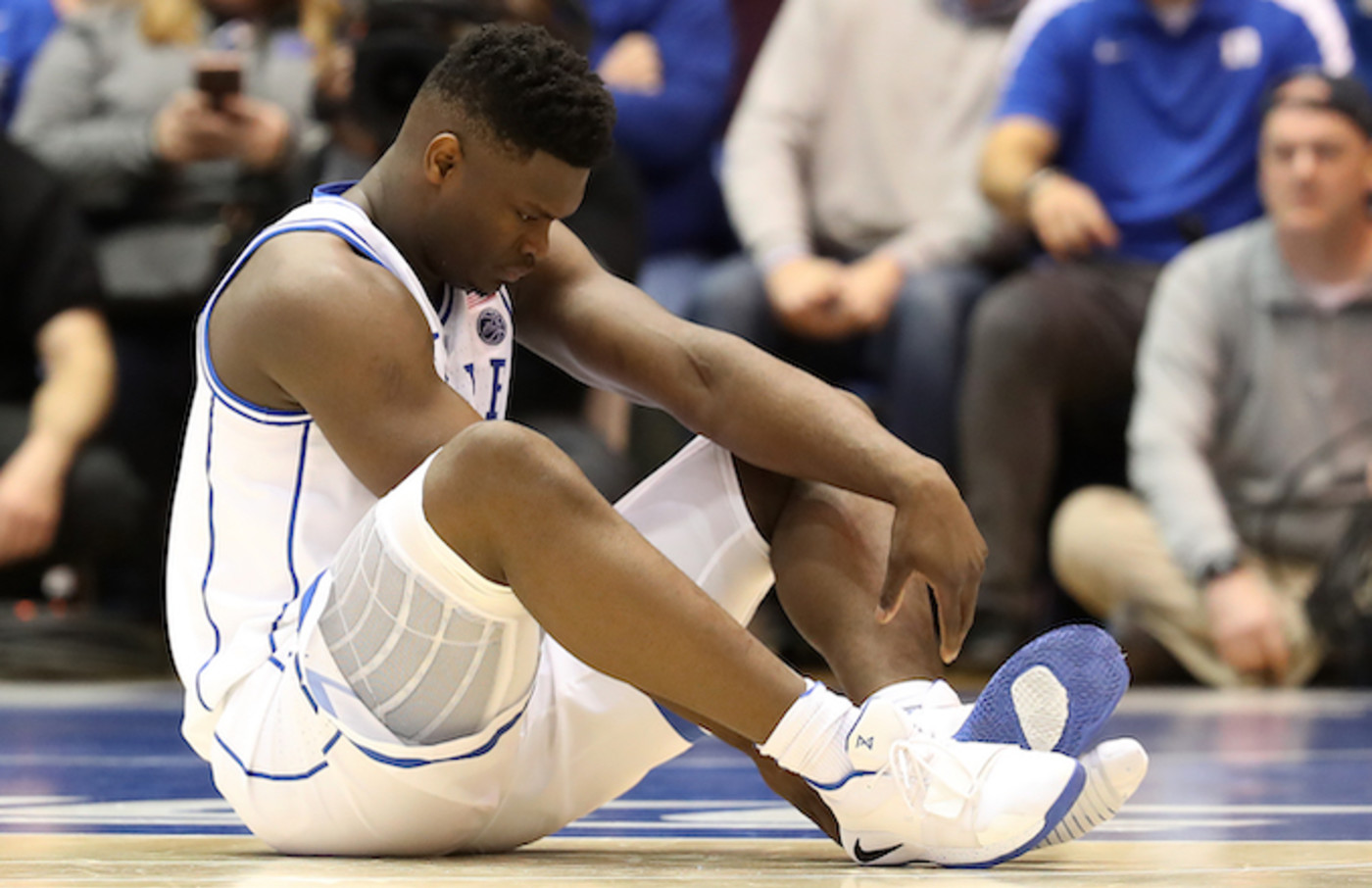 zion williamson shoes tonight