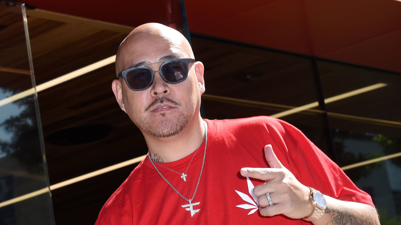 Ben Baller Pays Tribute to Kobe Bryant With Custom Chain Complex(07)