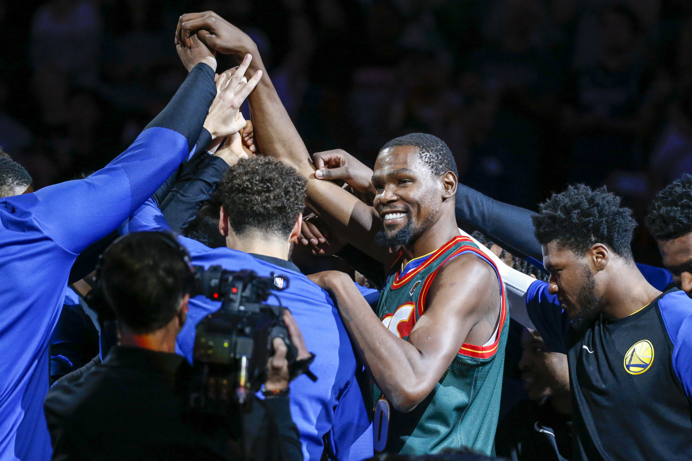 kevin durant in sonics jersey