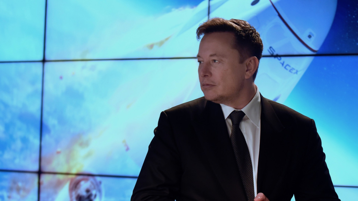 Elon Musk Weighs In On Coronavirus Outbreak The Panic Is Dumb Complex
