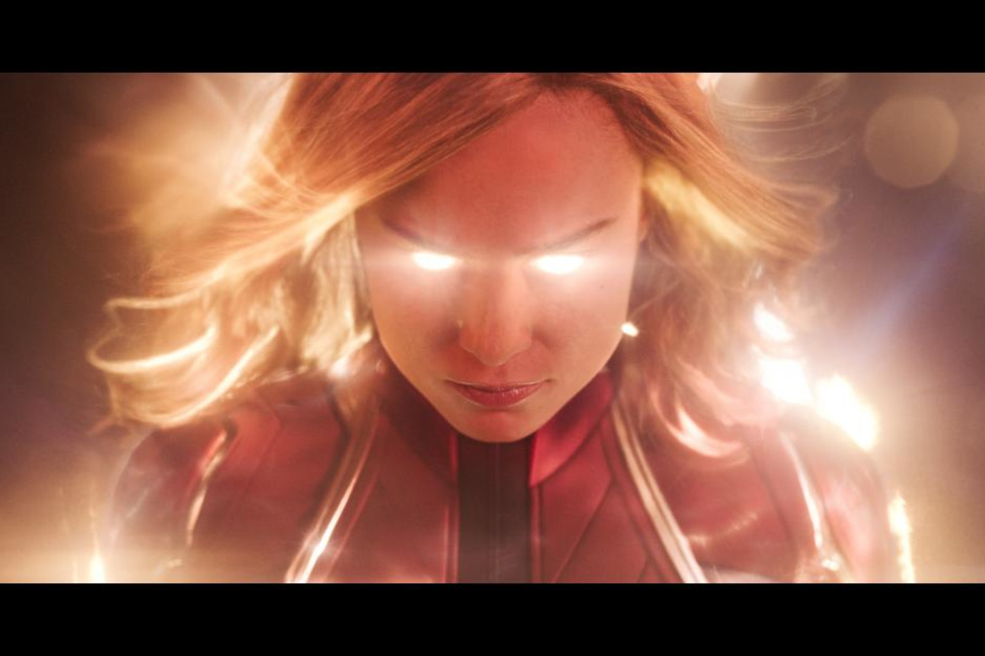 Captain Marvel Low Key Looks Like A Dragon Ball Film Complex