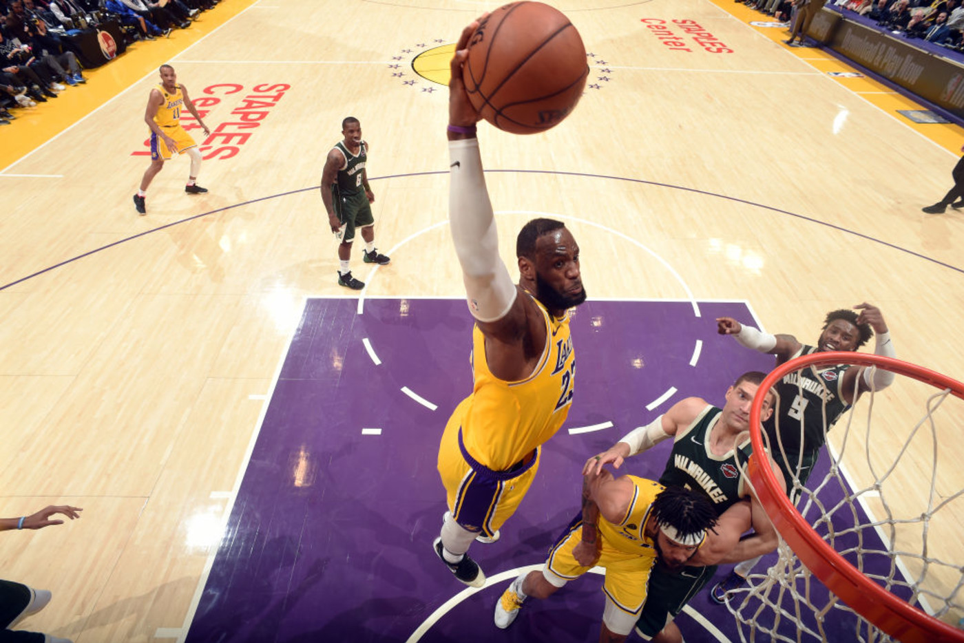 Lebron Shines Over Giannis And 10 Other Observations From Lakers Bucks Complex