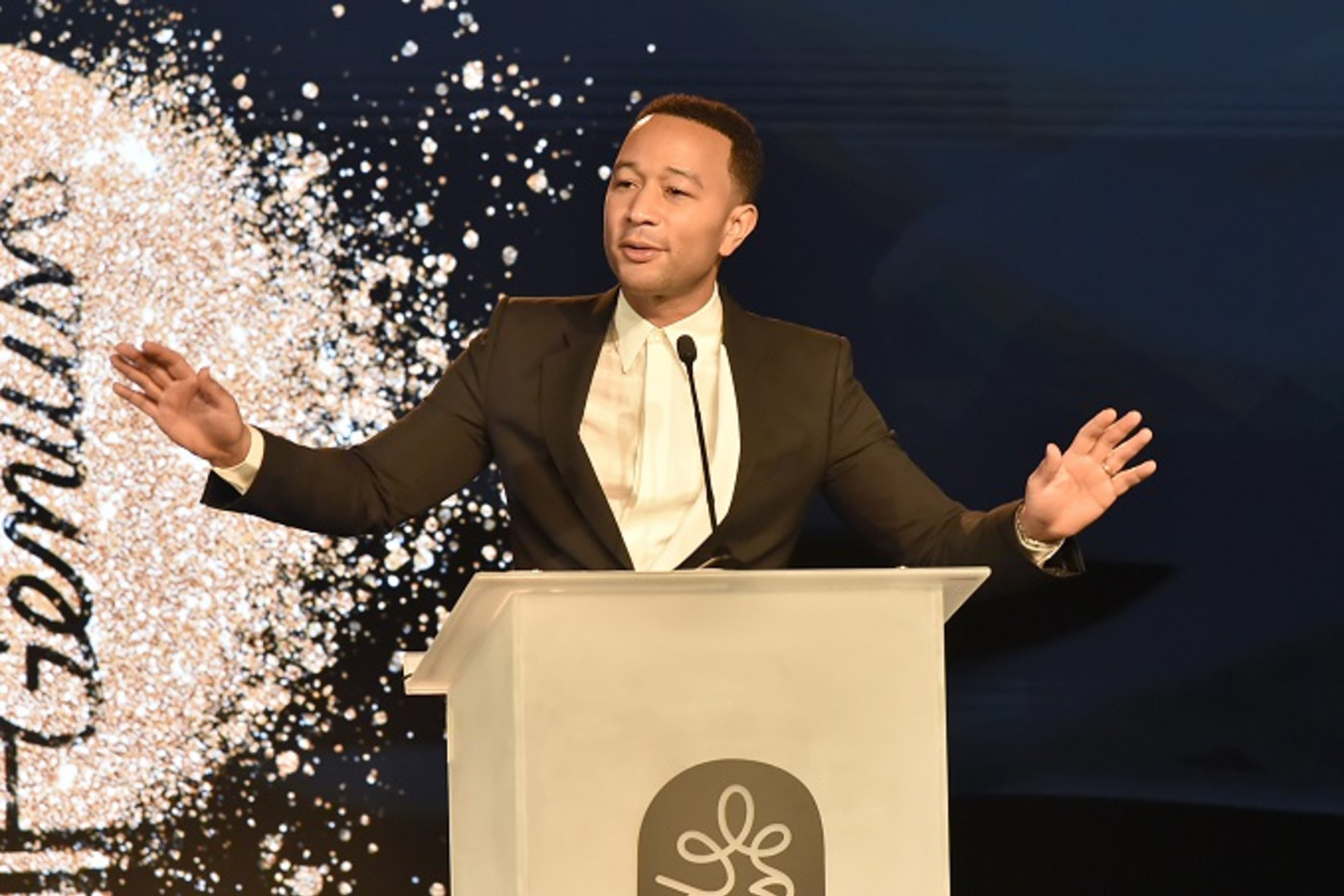 Dean Martin S Daughter Slams John Legend S Baby It S Cold Outside Remake Complex