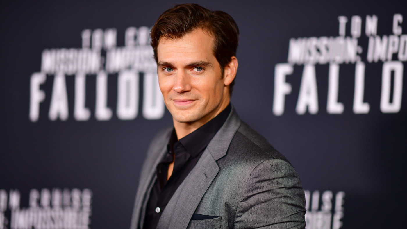 Zack Snyder Reveals Superman S Black Justice League Suit Complex