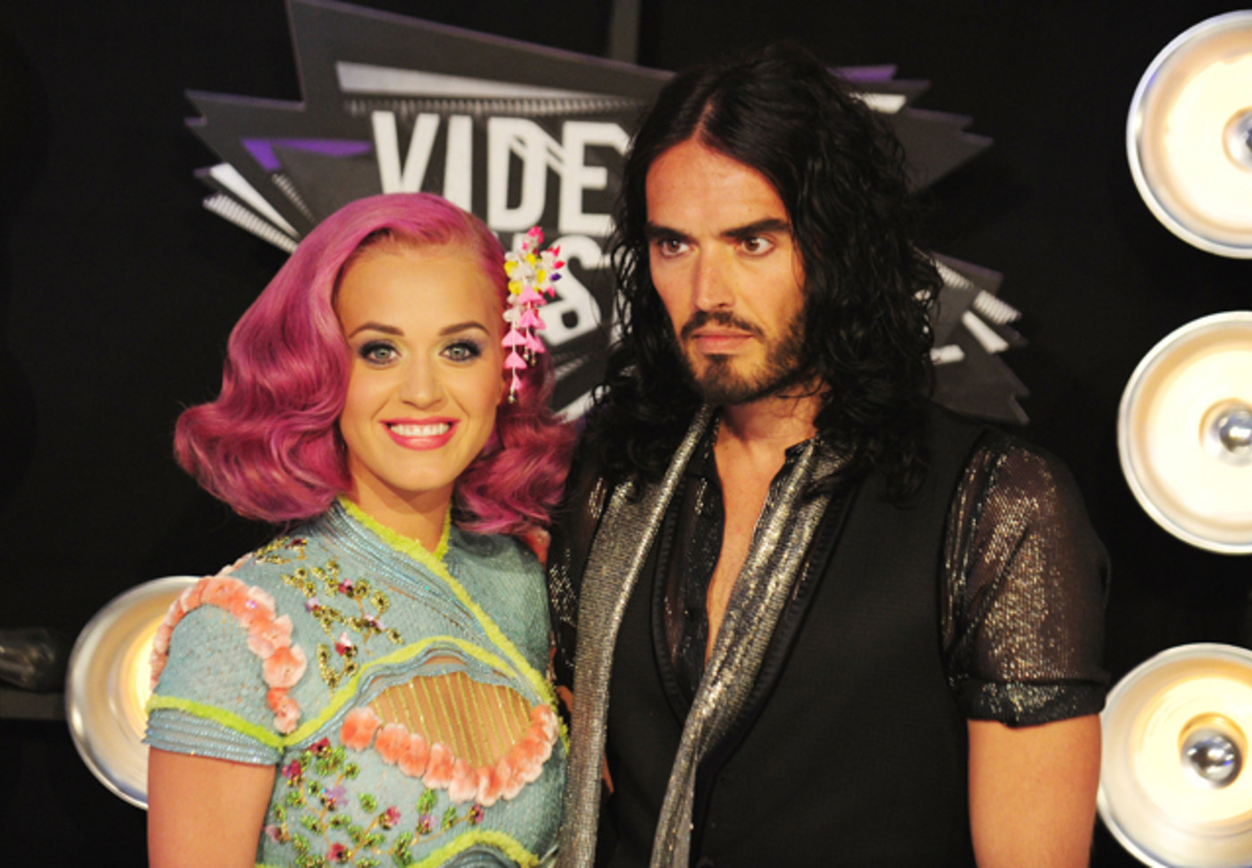 Russell Brand Is Open For Reconciliation With Ex Wife Katy Perry Complex