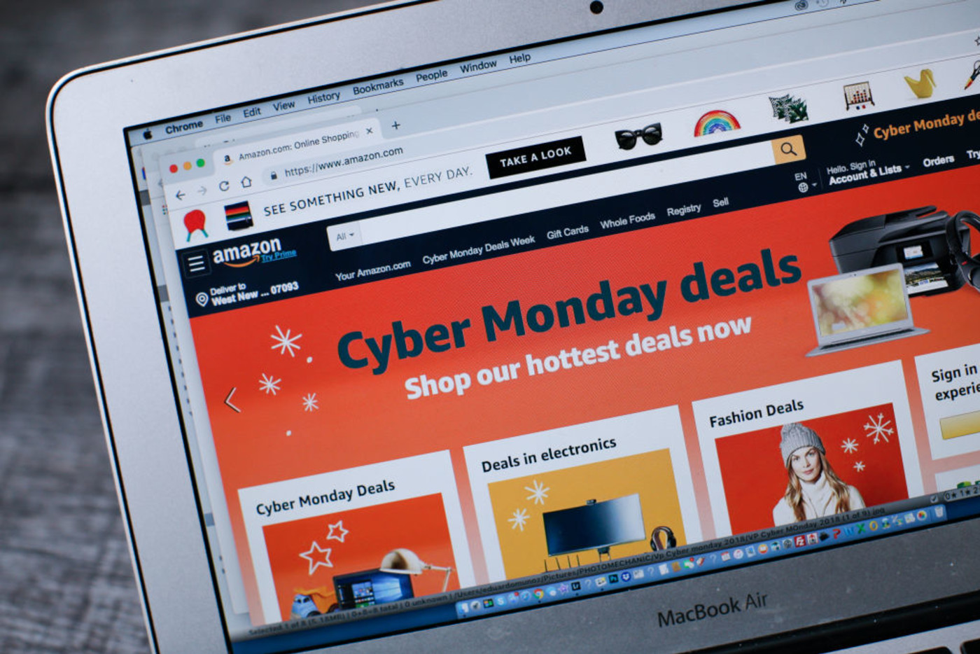 10 Ways To Tell You Are Shopping On A Fake Site Complex
