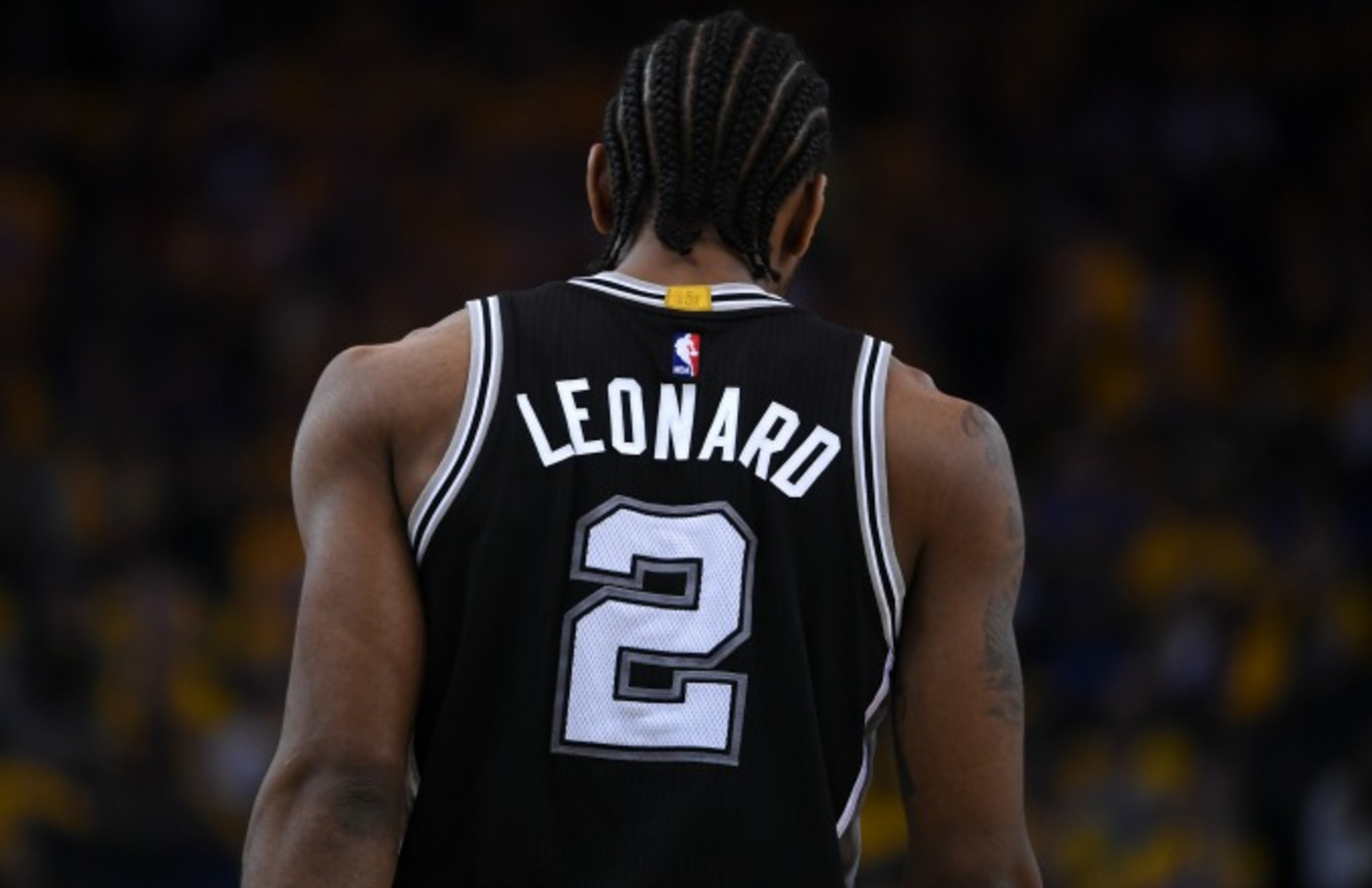 It Looks Like Kawhi Leonard Cut Off His Braids And Nba Fans Can T