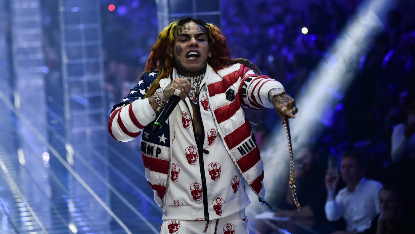 6ix9ine Called On Fans To Choose The Title Of His Next Song Complex