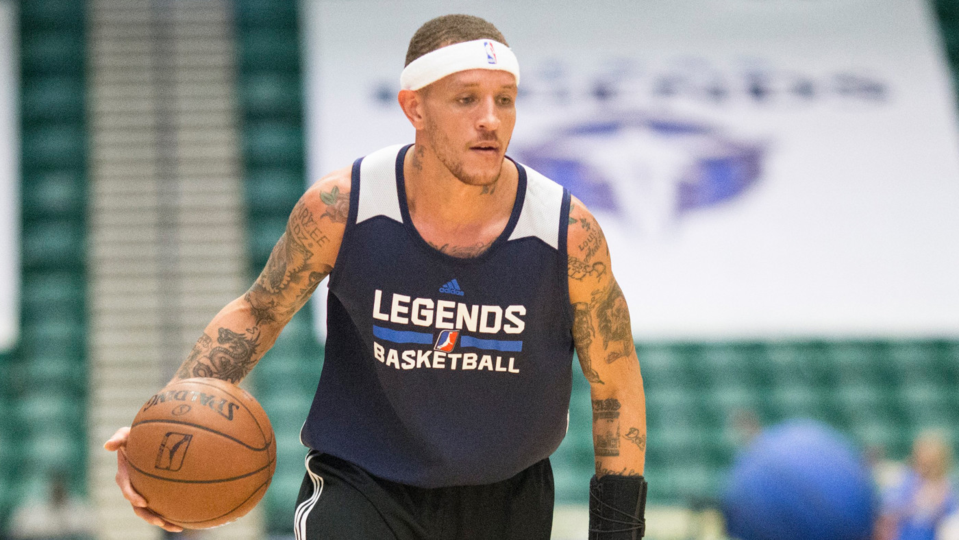 NBA and Doc Rivers Reportedly Offer to Help Delonte West Complex