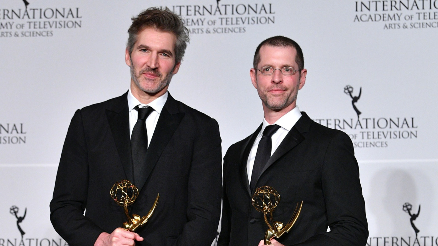 Thrones Showrunners Turning Alien Invasion Books Into Netflix Drama Complex
