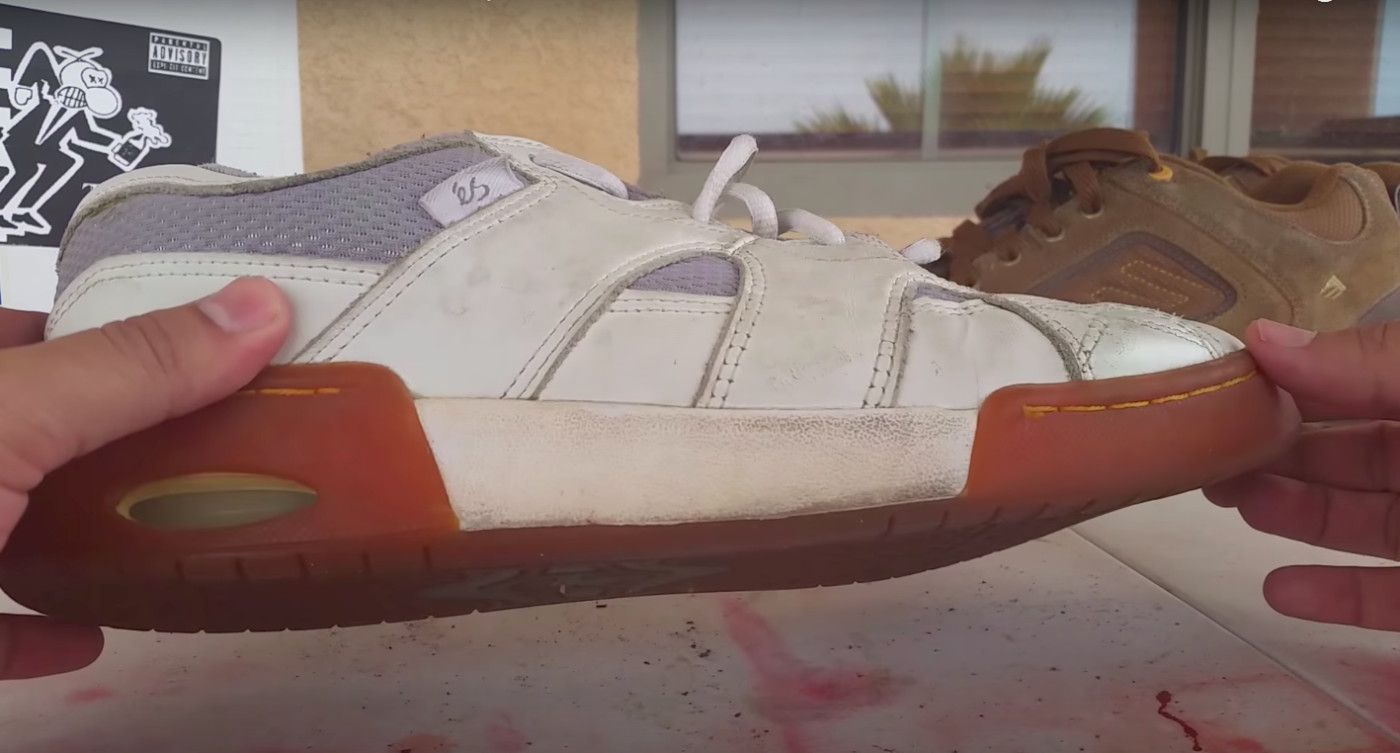 ee skate shoes