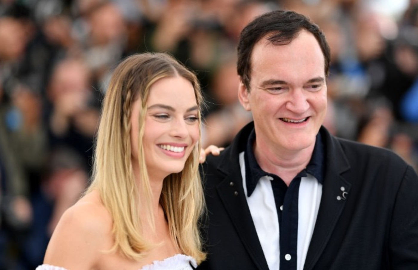 Sharon Tate S Sister Praises Margot Robbie For Once Upon A Time In Hollywood Trailer Complex