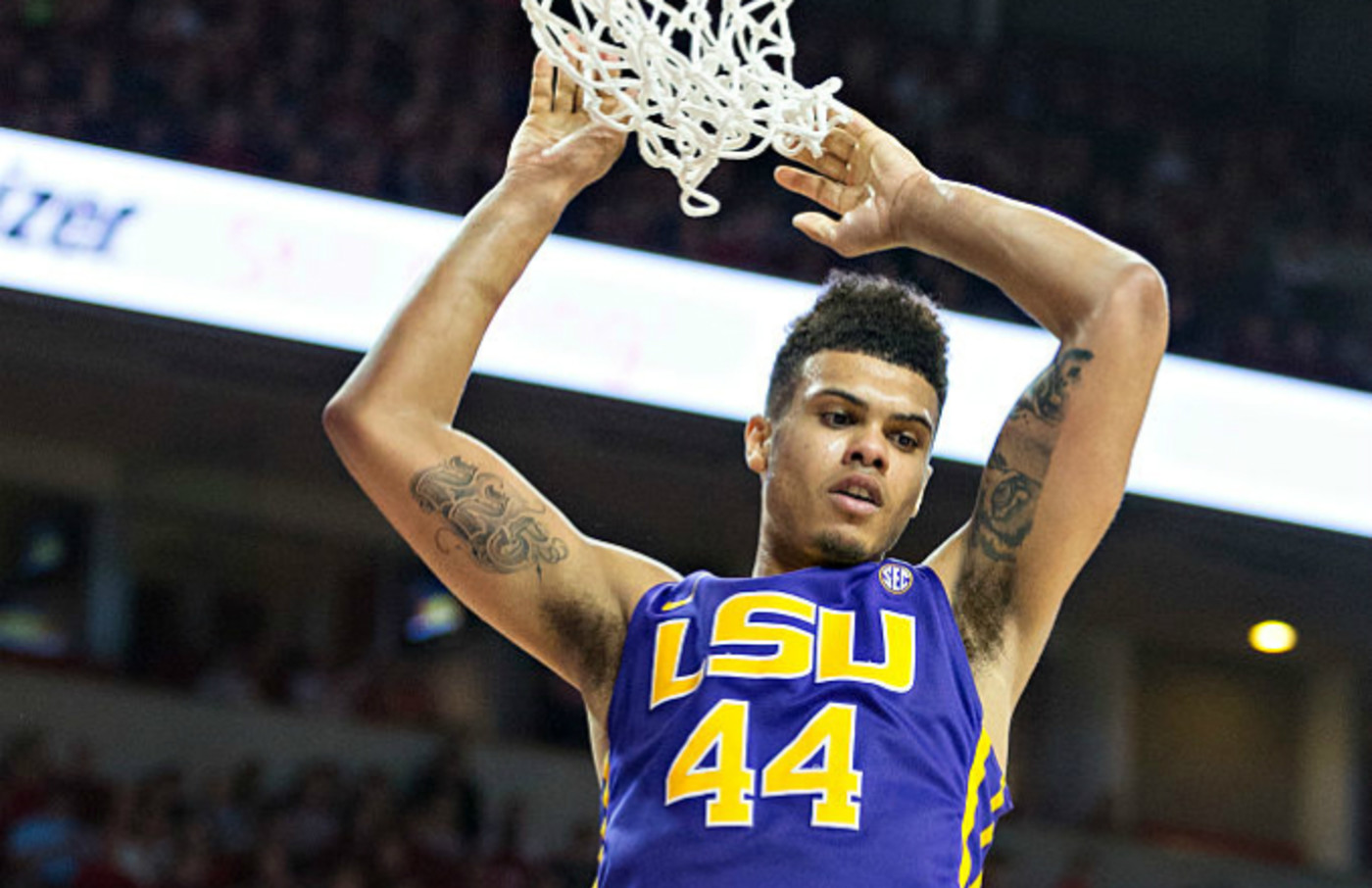 Police Arrest Suspect For The Shooting Of Lsu S Wayde Sims Complex
