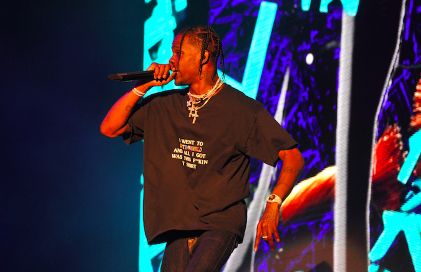 travis scott vma outfit
