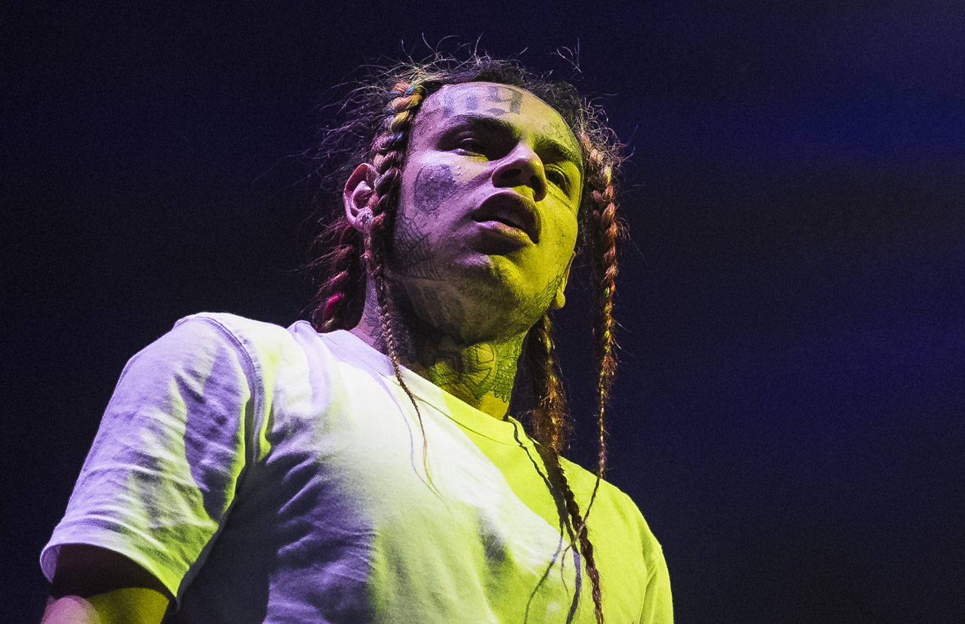 Inside Tekashi 6ix9ine S Sentencing Long Lost Father Surfaces Judge Talks Memes Complex