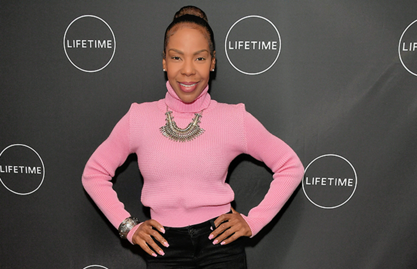 R Kelly S Ex Wife Andrea Kelly Speaks Out About Abusive Relationship On Instagram Complex