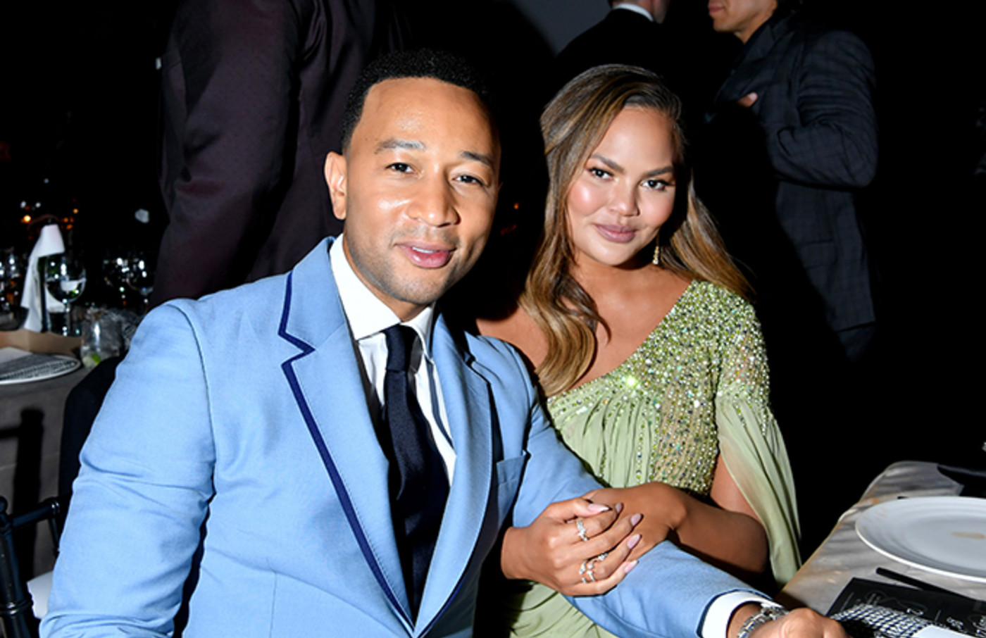 Chrissy Teigen Vents As John Legend Surprise Invites Voice Team For Finale Dinner Complex