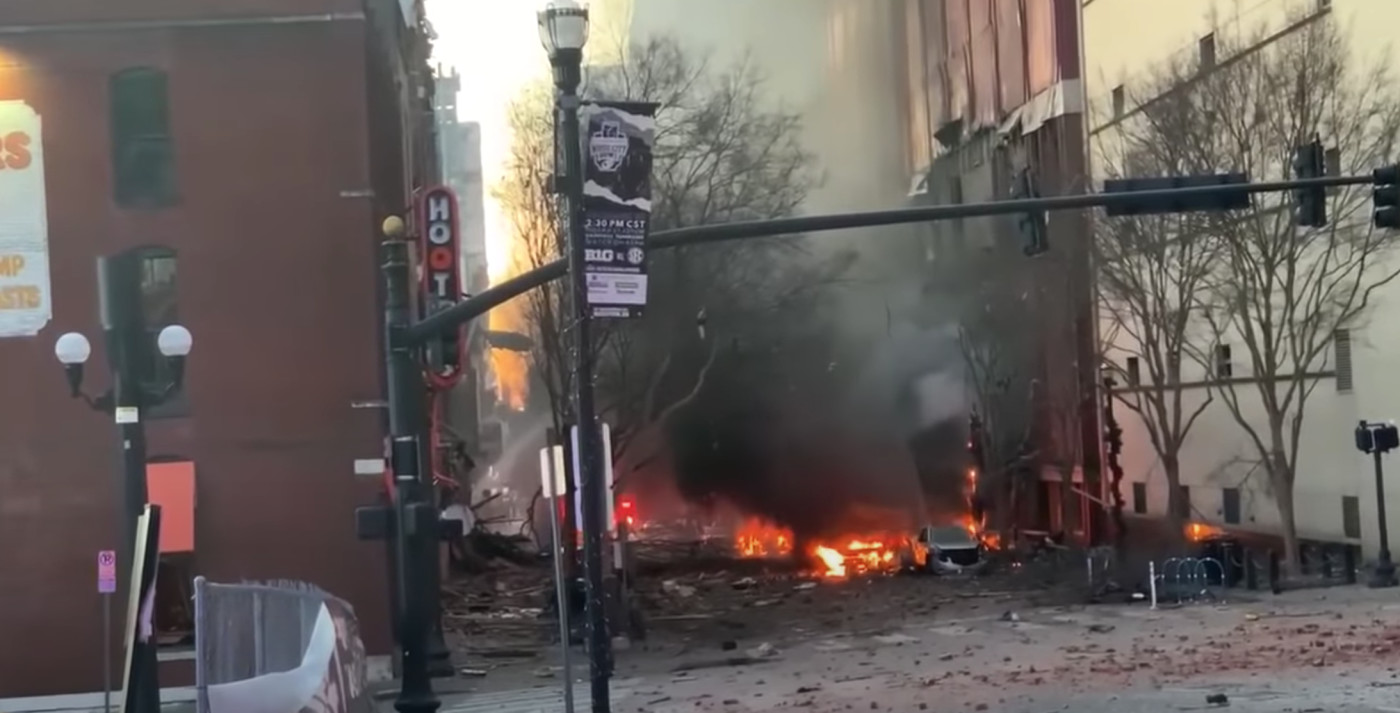 Officials Say Nashville Christmas Day Bomber Died In Explosion Update Complex