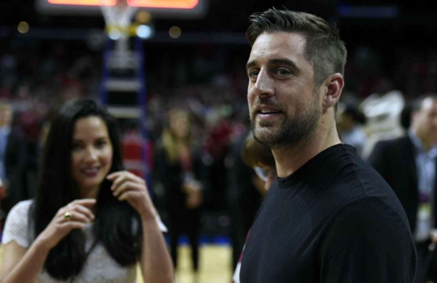People Are Celebrating Aaron Rodgers And Olivia Munn S Breakup For The Most Ridiculous Reasons Complex