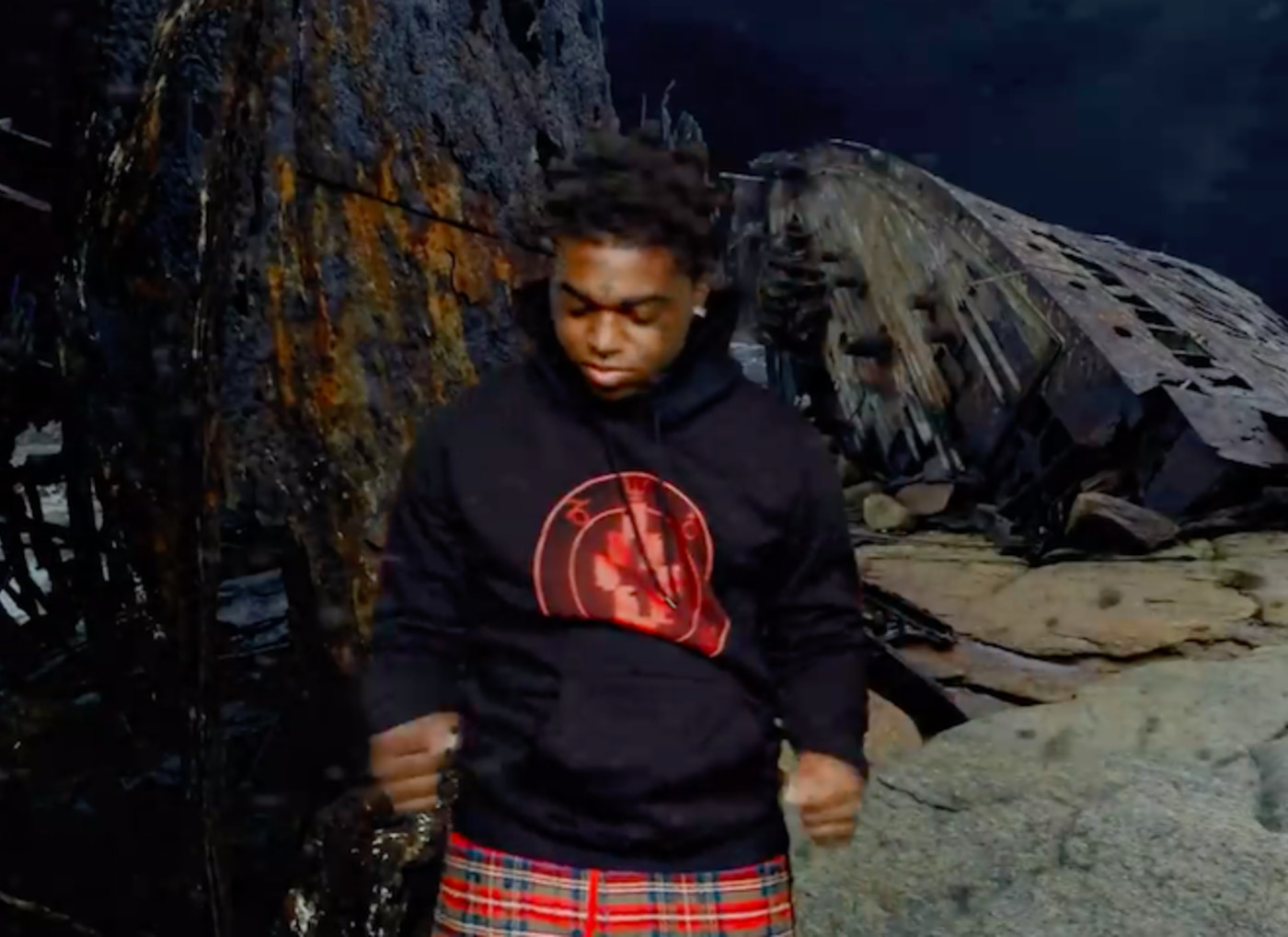 Kodak Black Travis Scott And Offset Go Green Screen In Zeze Video Complex