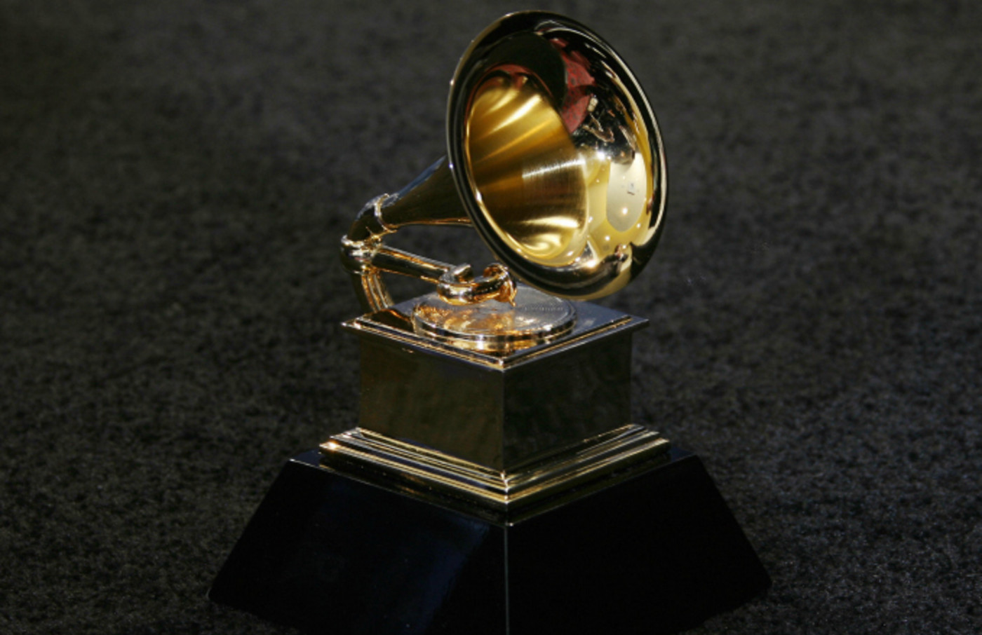 2020 Grammy Winners: Nipsey Hussle, Beyoncé, J. Cole and ...