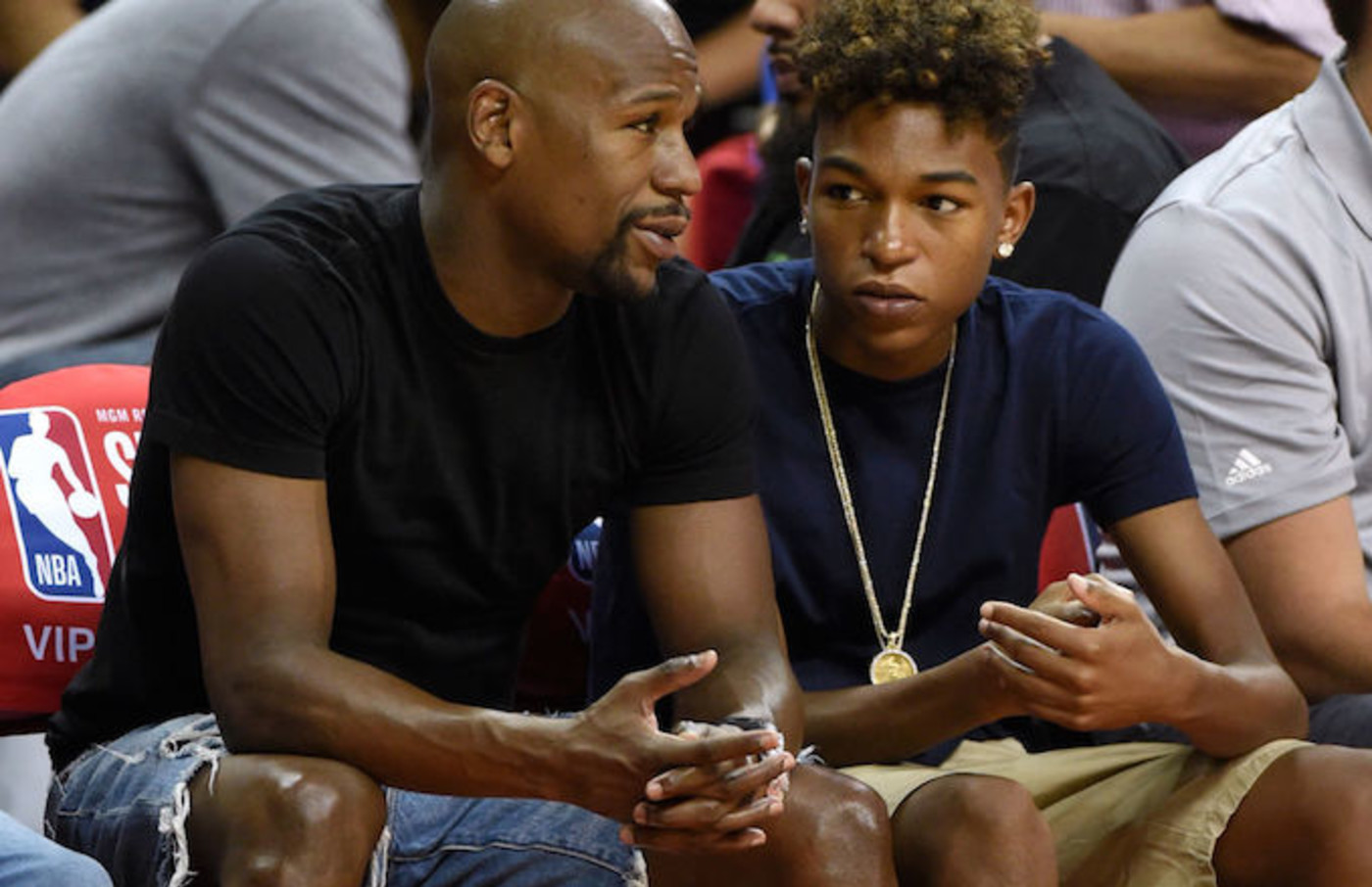 Floyd Mayweather S Son Responds To 50 Cent S Instagram Trolling Complex