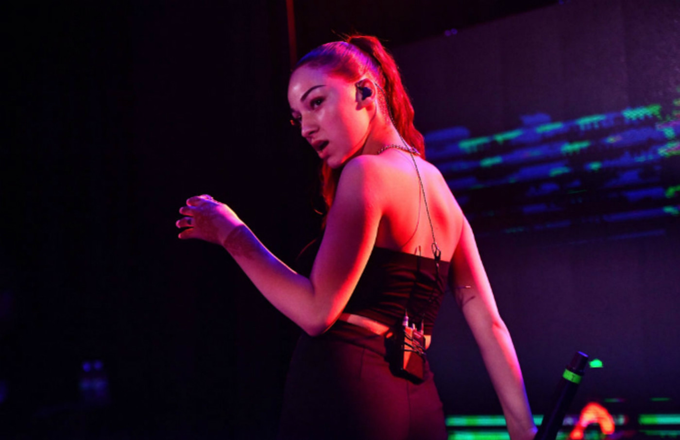 Bhad Bhabie S Bodyguard Comes In Like Superman To Stop Stage Crasher Complex