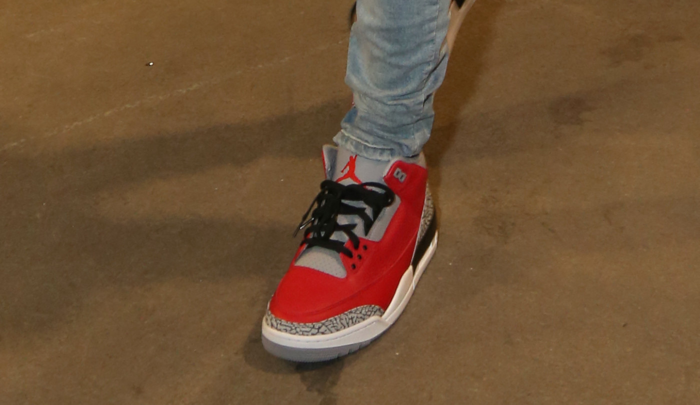 wearing jordan 3