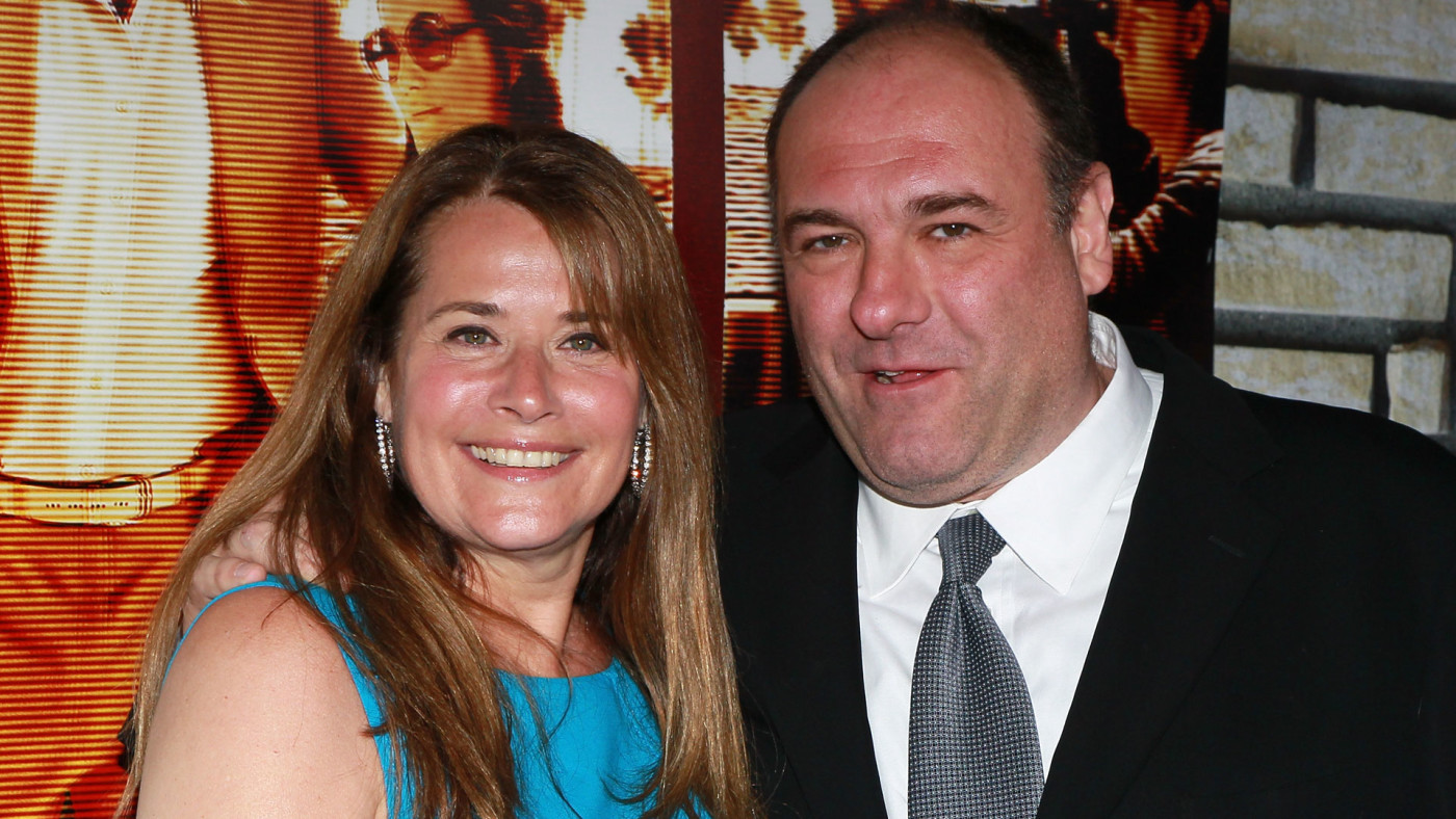 Lorraine Bracco Says She Once Pranked James Gandolfini With A Fart Machine Complex
