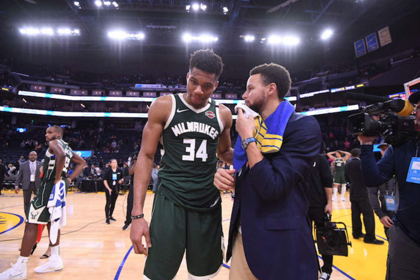 giannis in a warriors jersey