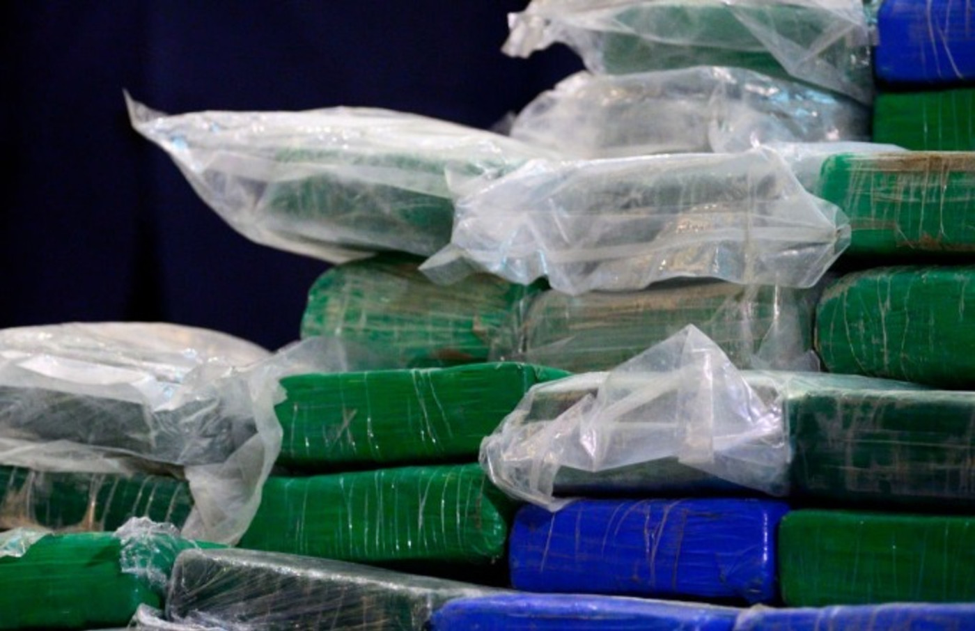 Feds Seize Jpmorgan Chase Owned Cargo Ship Carrying 20 Tons Of Cocaine Complex