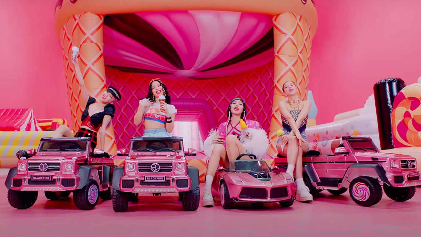 Watch Blackpink And Selena Gomez S New Video For Ice Cream Complex