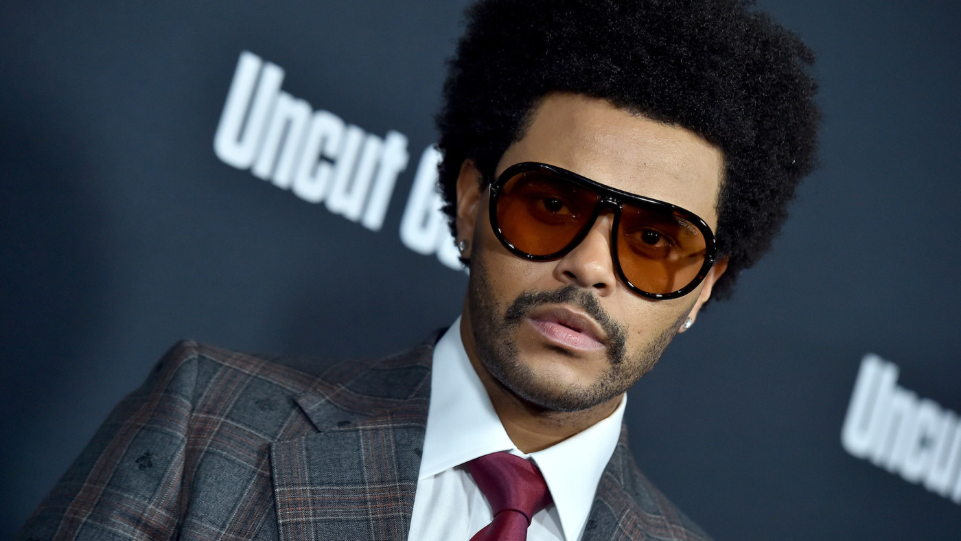 The Weeknd S Blinding Lights Breaks Billboard Hot 100 Record Complex