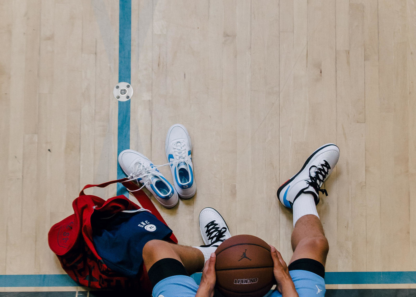 jordan converse pack on feet