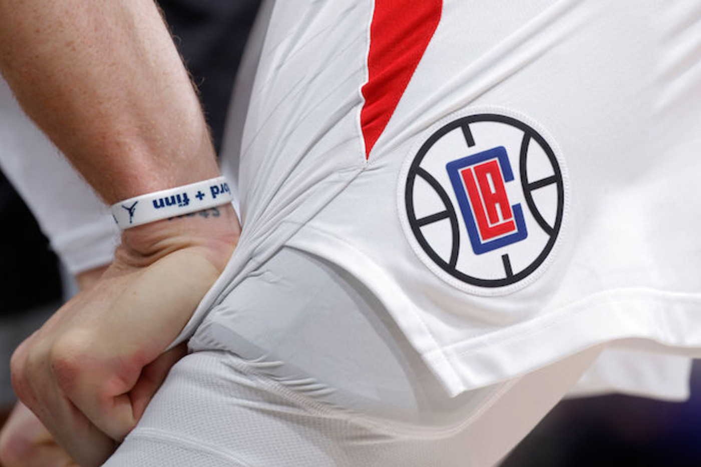 la clippers bumble jersey