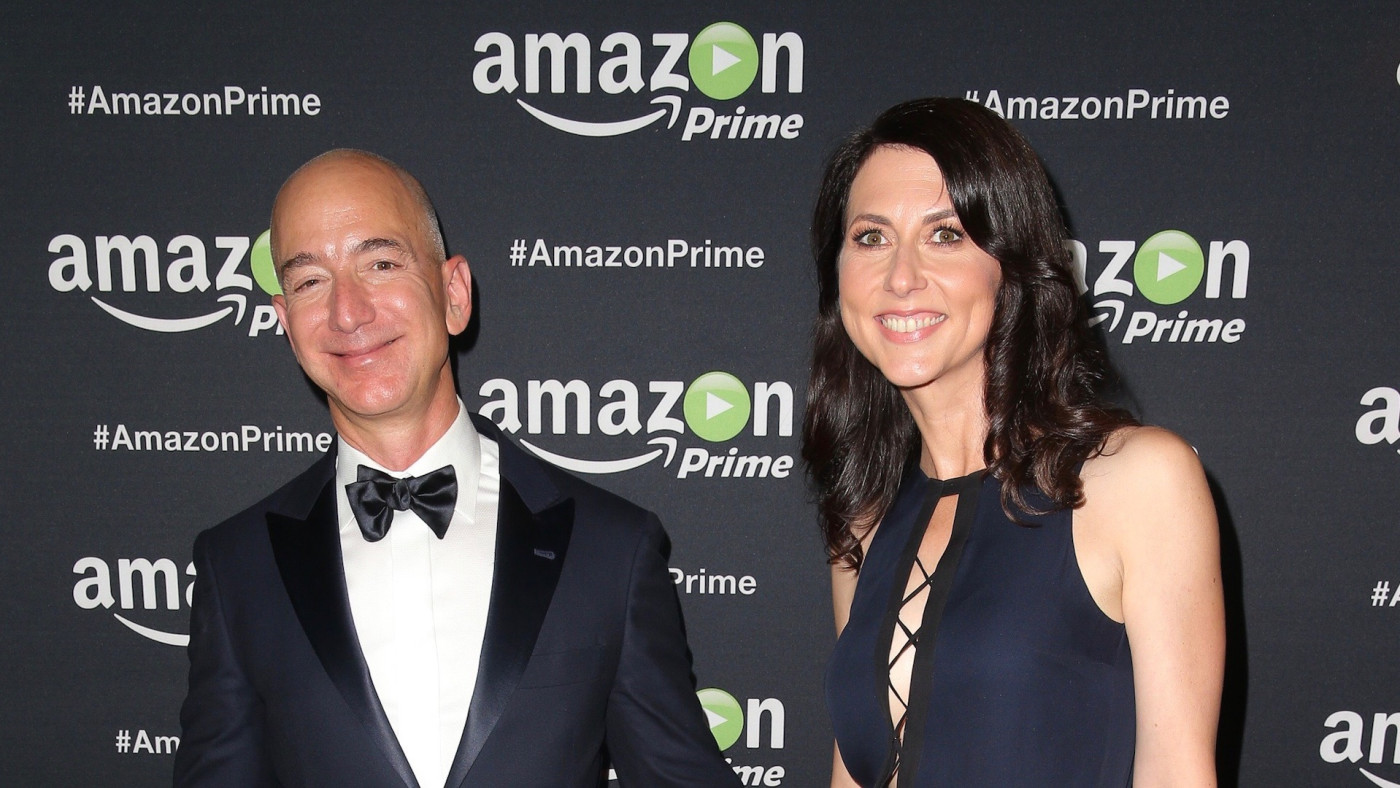 Bezos Ex Wife Has Donated 1 7 Billion Of Her Amazon Wealth Over Past Year Complex