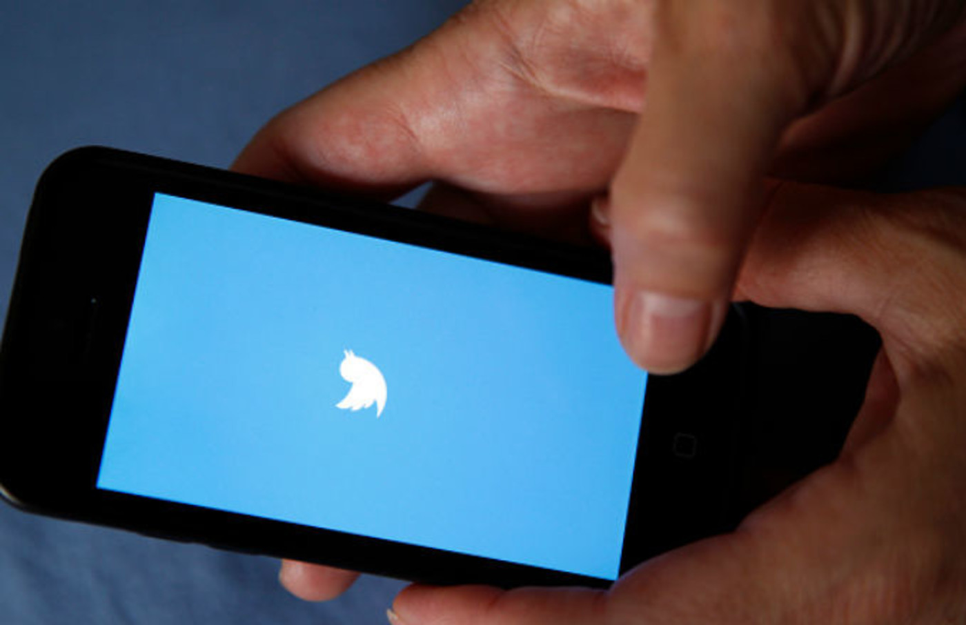 Turn Your Twitter Name Into an Updated Election Countdown | Complex