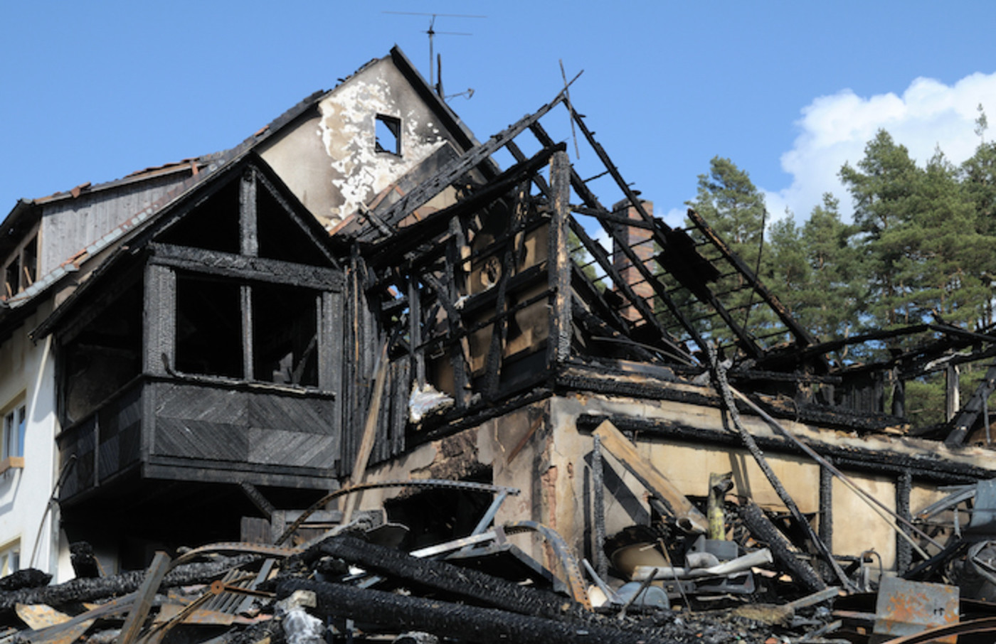 Man Who Burned Down Home to Prevent ExWife From Getting It Loses Court