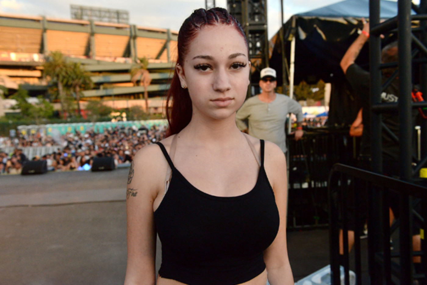Bhad Bhabie rapper Danielle Bregoli says she made $ 1 MILLION in her first  six hours on OnlyFans - OLTNEWS